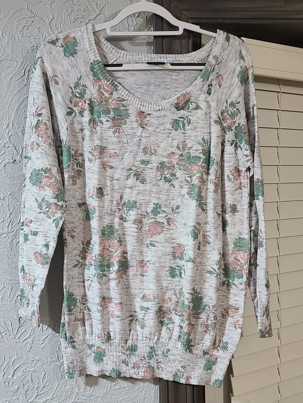 Torrid Floral Pullover Scoop Neck Raglan Sweater